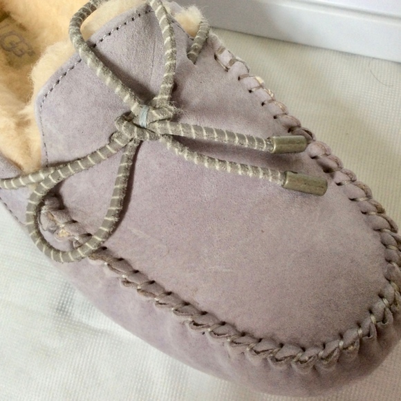 NIB - UGG Dakota Swirl Mocassin - Picture 5 of 8